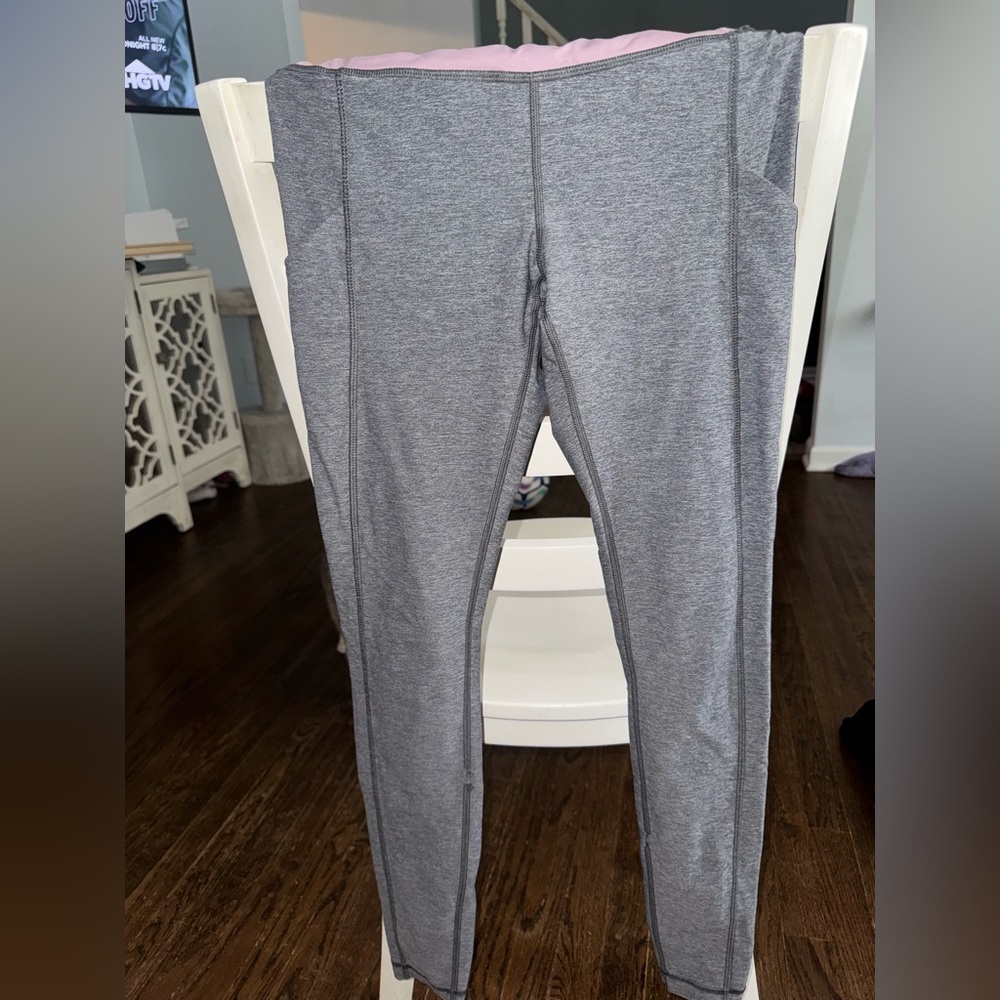 Lululemon Gray Pocket Leggings sz 6